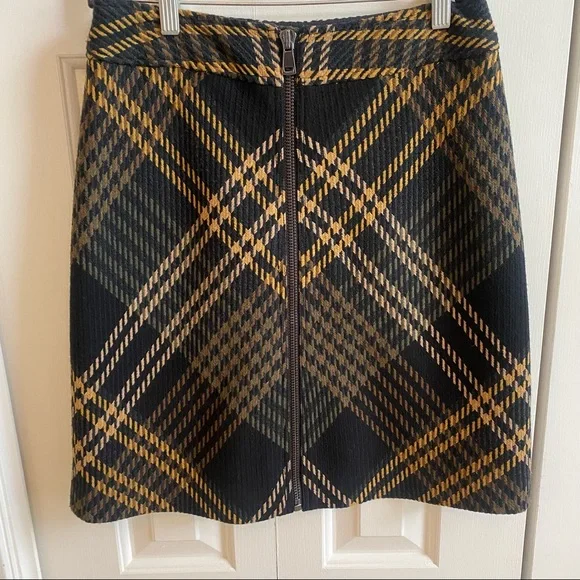 Etcetera Black and Tan argyle wool skirt sz 2 with zipper detail - Picture 2 of 5